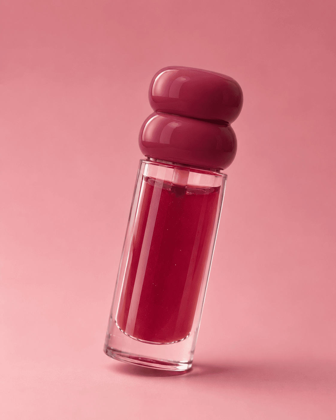 Red lip product
